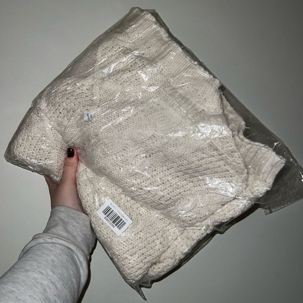 NEW Taylor Swift (Taylor’s Version) Red Album Cardigan M/L